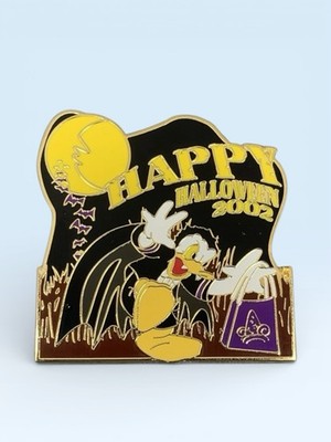 Vampire Donald Duck Disney Pin Happy Halloween 2002 Trick or Treat LE1500 Pin