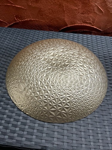 Round Diamond Cut Shallow Bowl / Platter Decorative Serveware - Picture 5 of 5