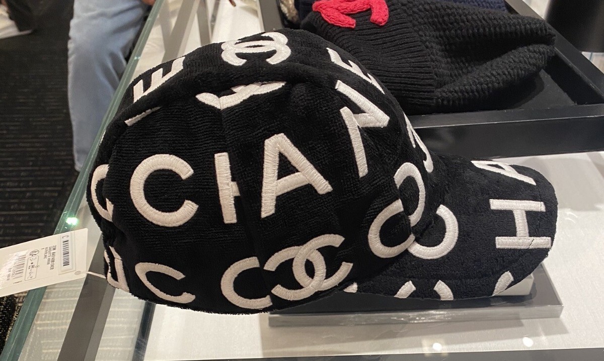 New in box authentic Chanel Coco Beach black velvet logo hat cap