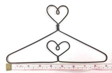 6X  Wire Quilt Hanger  9" x 5-1/8" High  "Heart on Top & in Centre" Theme