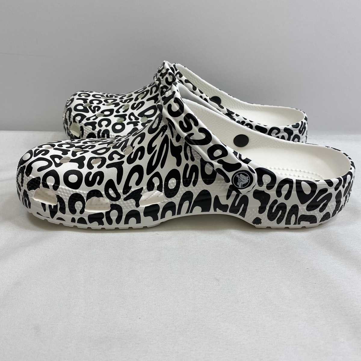 Crocs Warped Logo Clogs Men\'s 11 White & Black Classic Slides Women\'s 13 Preppy CROCS Classic Warped Checker Clog K 210990-103 - Shiekh main image 3