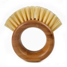 Ring Brush  1.2 lbs By Full Circle Home