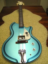 Supro 2017 Sahara Wedgewood Metallic Blue W/padded Gig Bag
