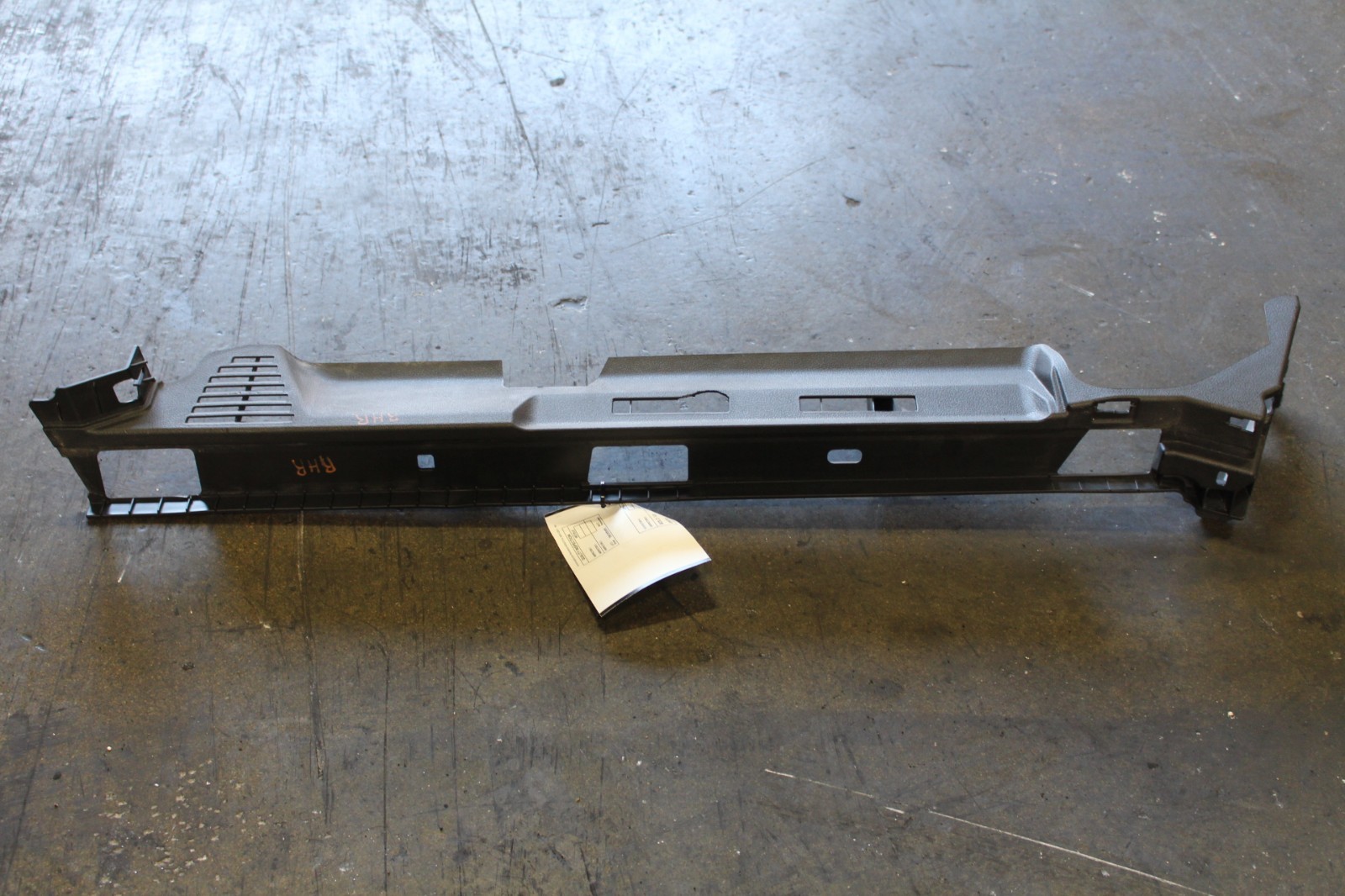 Lamborghini Urus, RH, Right, Trunk Cover, Lower Section, Used, P/N 4M8863528