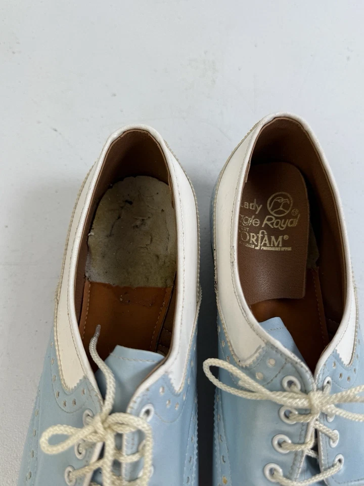 Vintage Golf Shoes Women Size 9 1/2 M Blue White Oxford Kiltie Spikes - Image 3 of 4