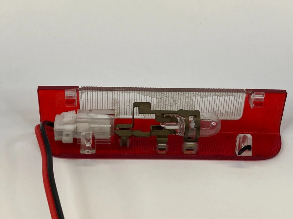 2004-2006 Nissan Maxima Front Right Passenger Door Panel Courtesy Light Lamp OEM - Image 4 of 4