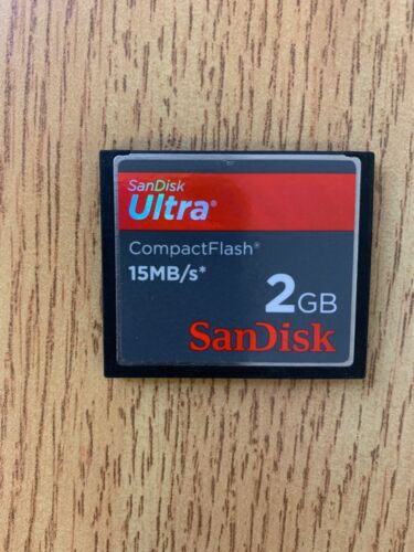Carte mémoire flash ultra compacte SanDisk 2 Go 15 Mo/s carte CF - Photo 1 sur 1