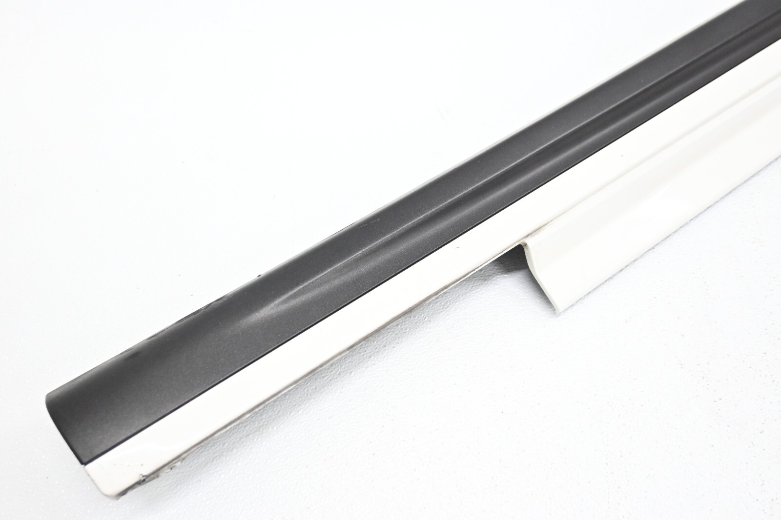 ⭐ 14-20 Maserati Ghibli Right Passenger Lower Rocker Skirt Panel Molding Oem