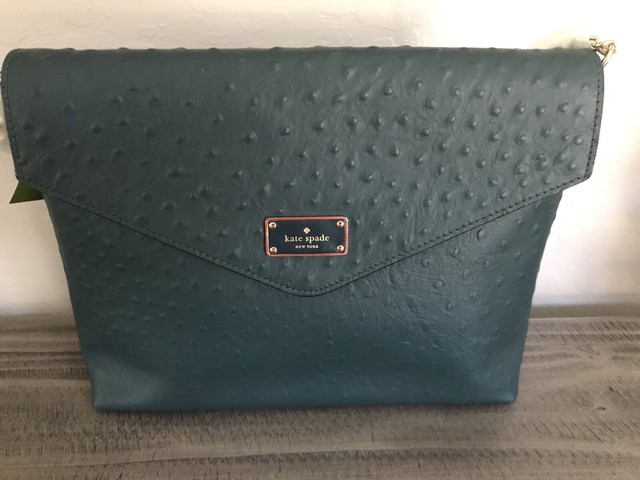 a la vita ostrich leena