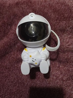It's a astronaut light with stars for a night light