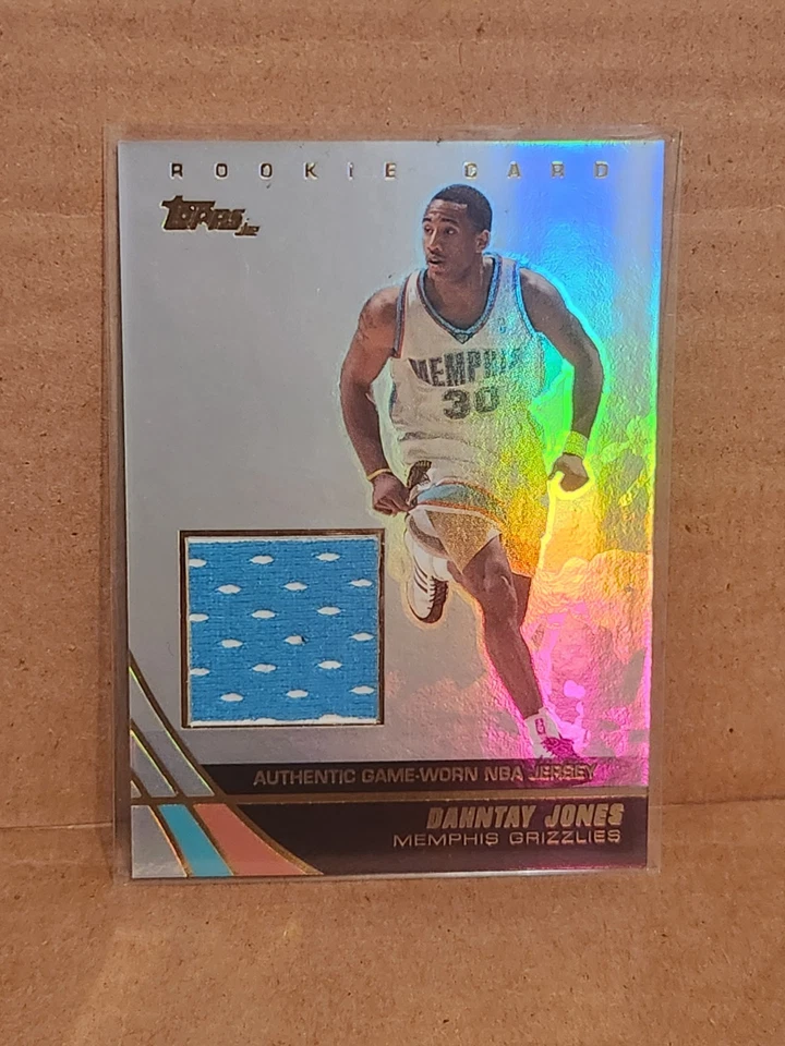 Футболка дебютанта Dahntay Jones 2004 Topps голографическая SP Memphis Grizzlies 🔥🔥 - Изображение 3 из 4