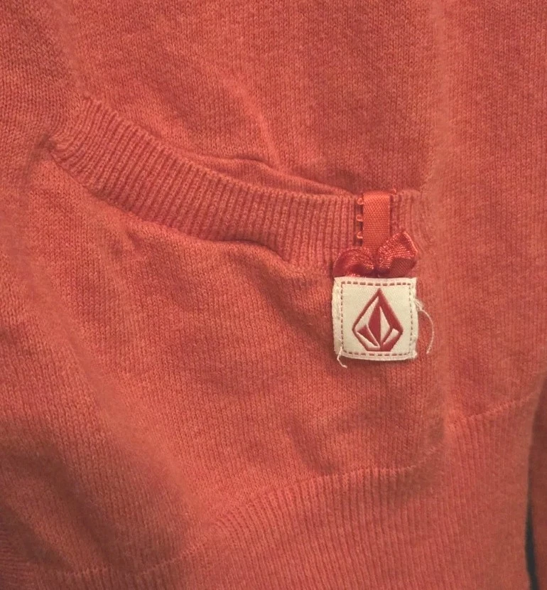 VOLCOM STONE RED CARDIGAN SWEATER WITH GOLD BUTTONS VTG WOMEN'S SIZE LARGE 🔥 - Image 4 of 4