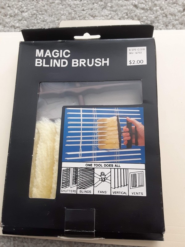 Magic Blind Brush - Blind Cleaner Brush - Mini - Washable and Rust Proof