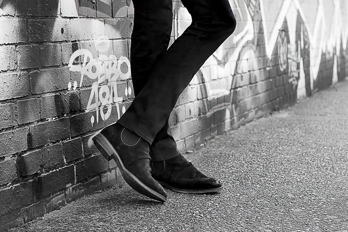 John Varvatos Fleetwood Chelsea Black Suede Leather Boots 698