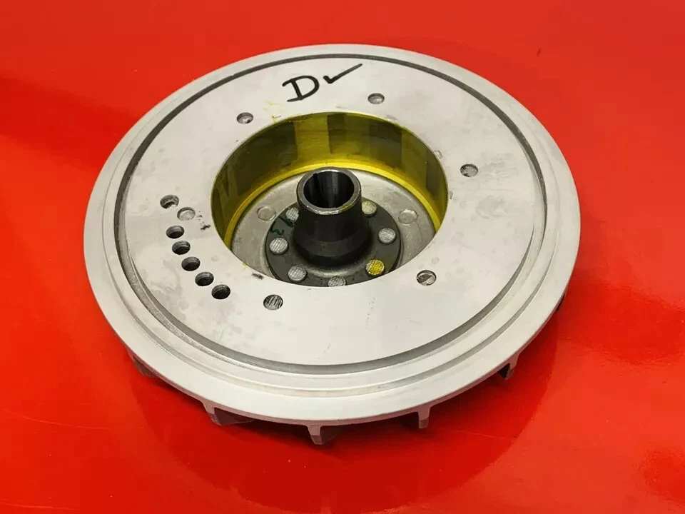 VESPA P125X P150X P200E 1977 A 1983 ESTÁNDAR ARRANQUE NO ELÉCTRICO VOLANTE Foto 4 de 4