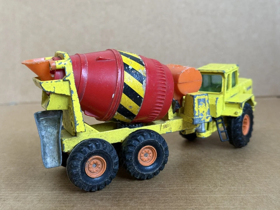 Corgi Volvo BM 860 S With Rapier Mixer, 1:40 Scale, Die Cast, 1156, 1976 Yellow, - Image 4 of 4