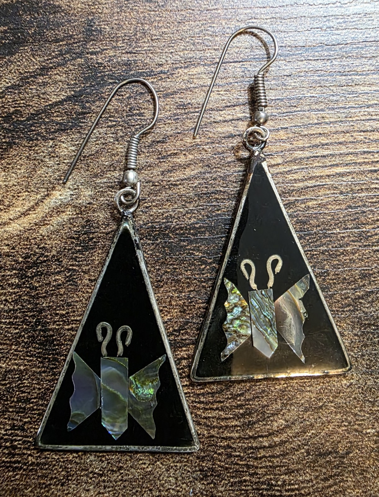 Vintage Alpaca Mexico Triangle Butterfly Earrings Abalone Inlay BLACK