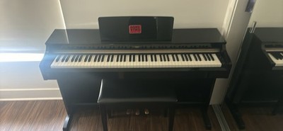 Yamaha Arius Digital Piano YDP-162. Excellent Quality Yamaha Digital Piano.