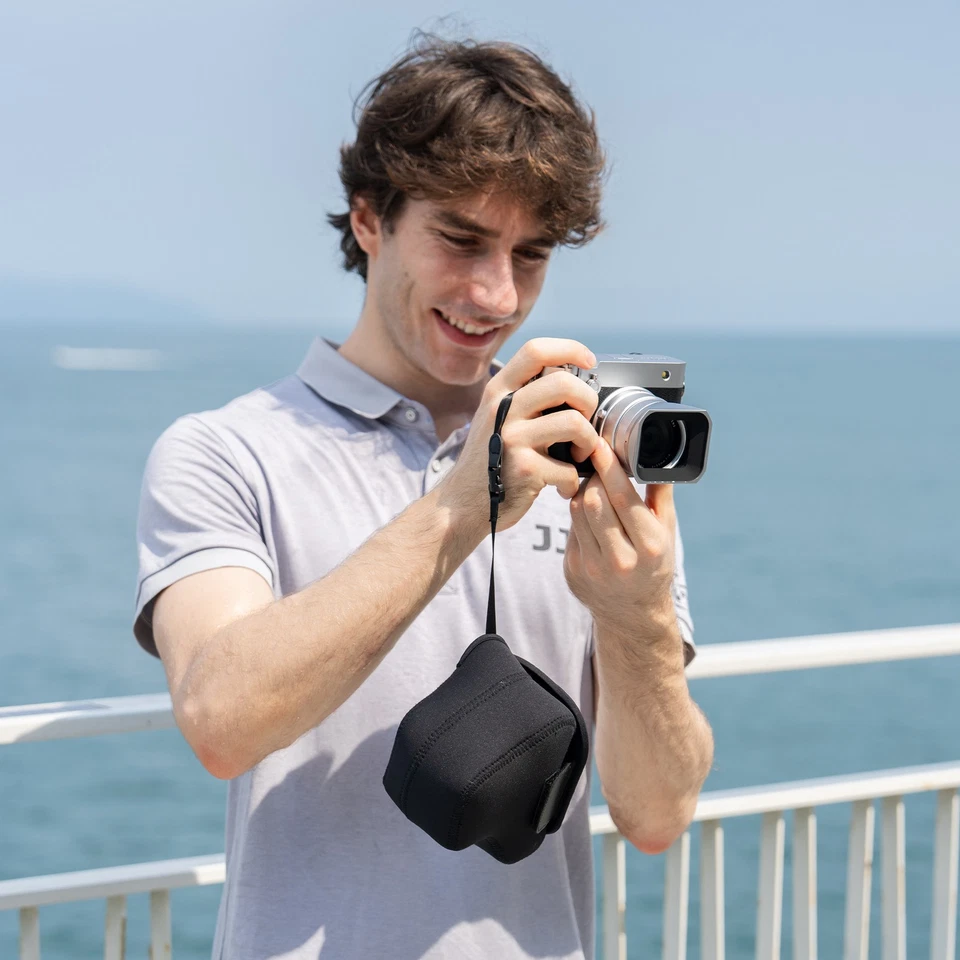 JJC GFX 100RF Neoprene Camera Case Pouch Bag Lens Hood for Fujifilm GFX100RF - Image 3 of 4