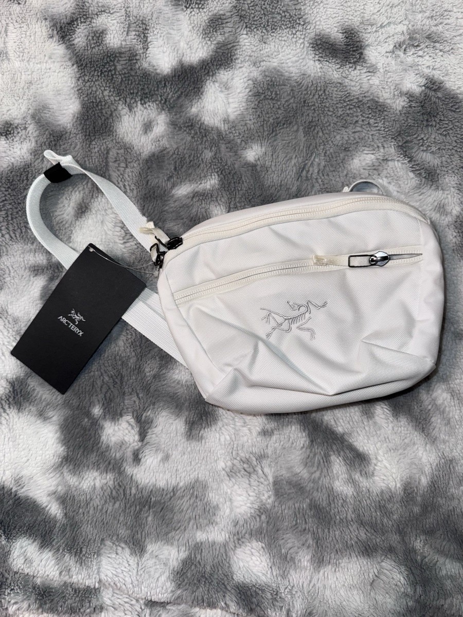 ARC'TERYX ×Beams Mantis1 ホワイト Arc'teryx Mantis 1 Waist Pack Versatile 1.5L Arctic Silk Brand New