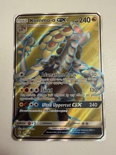 Carta Pokémon Kommo-o GX TCG Full Art Guardiani Rising 141/145 NM condizioni