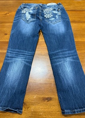 Miss Me Mid Rise Easy Crop Denim Jeans Embroidered Pockets Size 26 JE8940EC