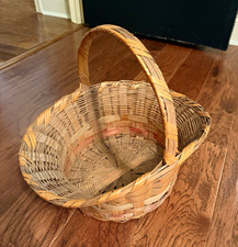 Oval Brown Wicker Basket with Handle, Free Standing, 16 x 10 x 7 in