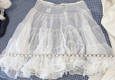 Nan Flower Women  s Petticoat White