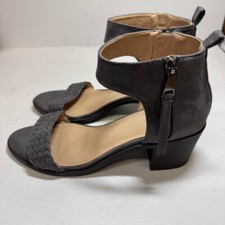Journee Collection Womens 9 M Grey Strappy Block Heel Sandals DISPLAY FB5