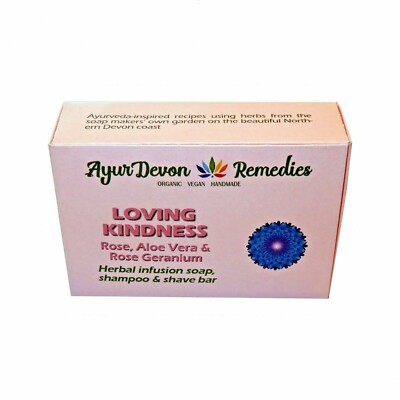 Rose, Aloe Vera und Rosengeranie All-in-One Shampoo Bar