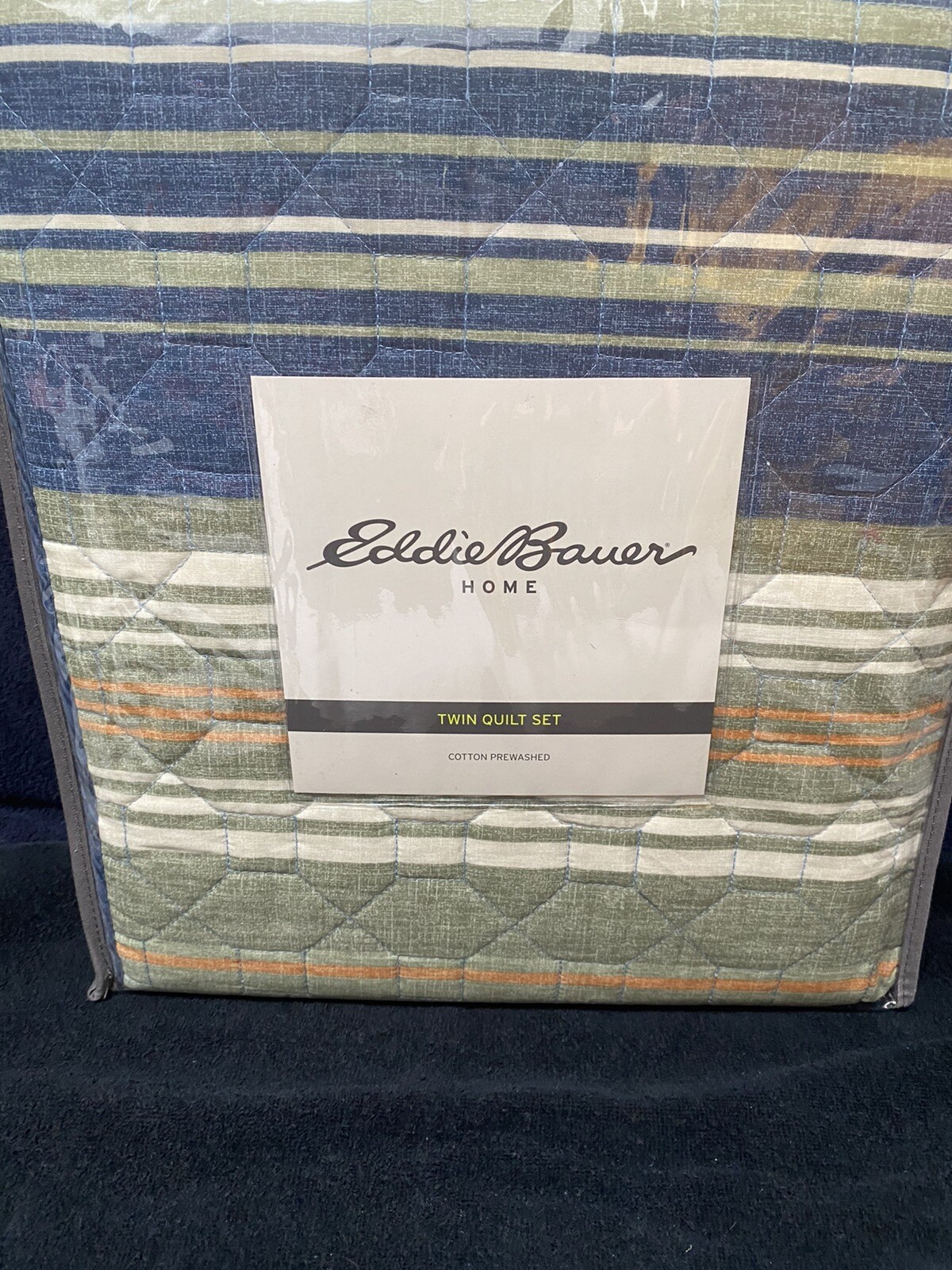 Eddie Bauer Yakima Valley Stripe Reversible Quilt Set TWINmulti/solid