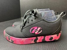 Heelys Pro 20 Skate Shoe Women's Sz 9 Black Pink Camo Roller Shoes
