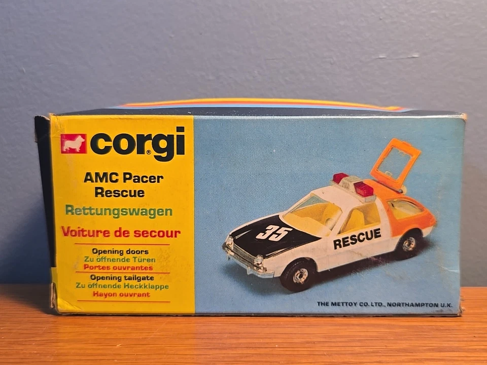 Vintage Corgi toys AMC pacer Rescue NIB #484 NOS - Image 4 of 4