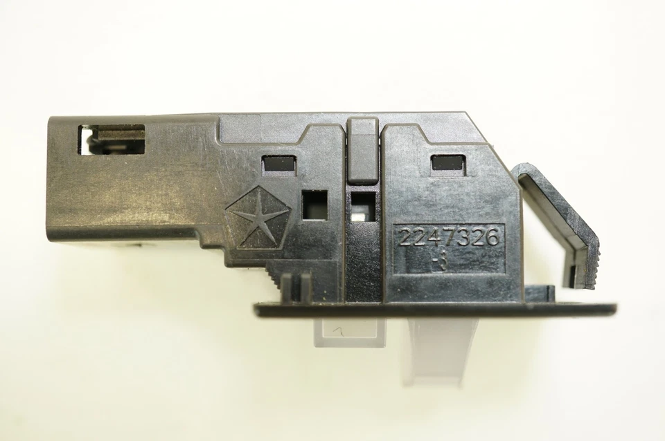 🔅2017-2023 Dodge Challenger OEM Led Lamp, DASHBOARD COURTESY LIGHT - Image 3 of 4