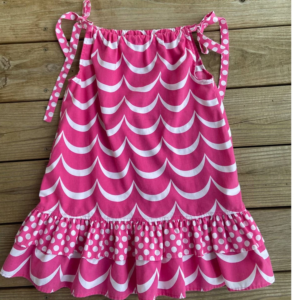 Maxi Vestido Kelly's Niños Rosa y Blanco Festoneado Lunares Corbata Hombro Talla 5-6 Foto 2 de 4