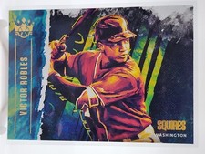 2019 Panini Diamond Kings - Squires Holo Gold #S10 Victor Robles