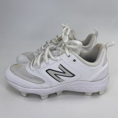 New Balance Fresh Foam Velo v3 White Molded Softball Cleats