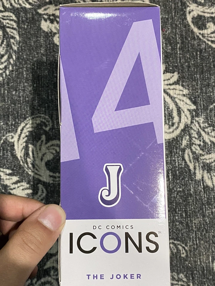 Figura de acción DC Comics ICONS THE JOKER DC Collectibles nueva Foto 3 de 4