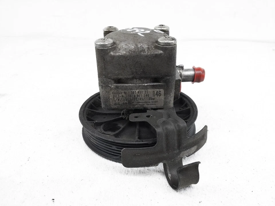 2005-2007 Volvo V70 Power Steering Pump With Pulley 30741121 *W/O R - Image 3 of 4