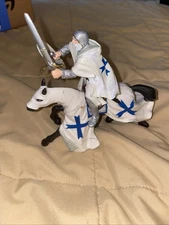 Papo Medieval Fantasy Crusader Knight Horse  Equine Blue Cross Vintage 2005