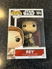 Funko POP! Star Wars REY #104 The Force Awakens  Vinyl Bobble-Head  F5