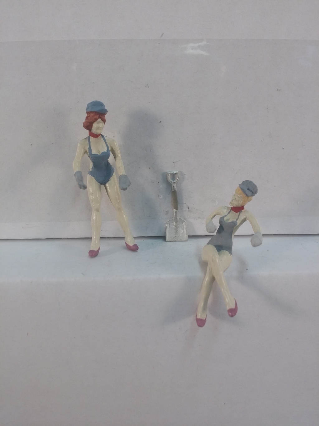 Arttista #1570 - Fantasy Engine Crew #1 - O Scale Figures - Model Trains - NEW