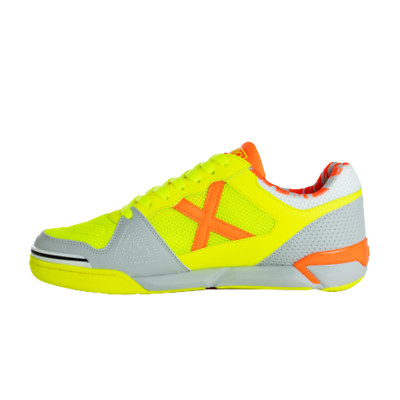 Munich One Futsal Shoes - Leather Upper, Dual-Layer Sole, Reinforced Toe for Pro