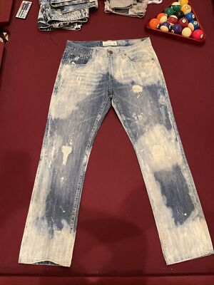 Ecko Untld Denim Light Blue Jeans Acid Wash Bleach Stain
