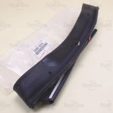 OEM GENUINE Toyota 2007 - 2011 Camry Front Bumper Grille Upper Seal  53395-33010