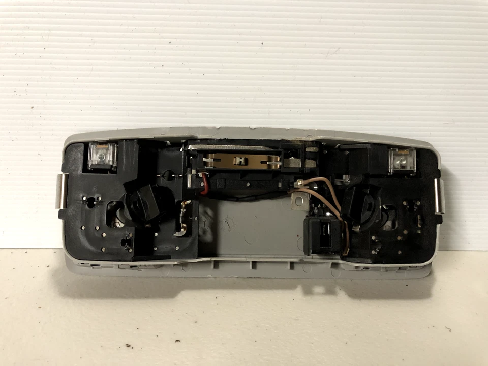 Conjunto de cúpula luz delantera techo interior Mazda 6 GG GY 2002-2008 Foto 4 de 4