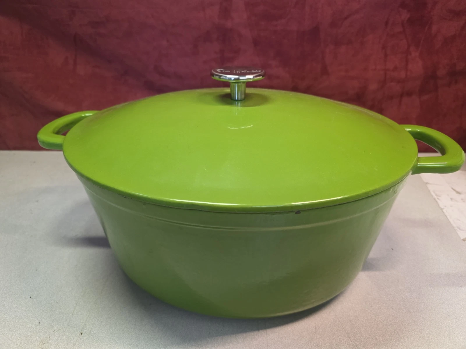 Sur La TableCast Iron Oval Dutch Oven 8QT Quart Green Pot With Lid