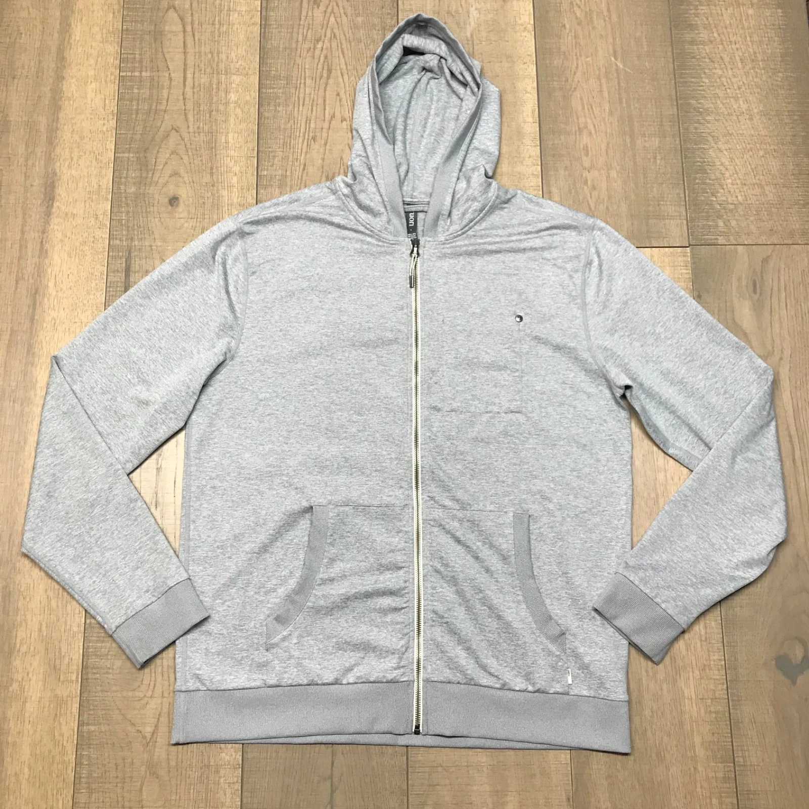 Vuori Coronado Hoodie Mens Size L Gray Full Zip Performance Lightweight Gym Run
Opens in a new windo