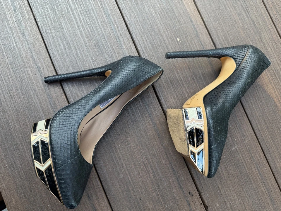 IVY KIRZHNER BLACK Snake Embossed GENUINE leather pumps size 6 - Image 4 of 4