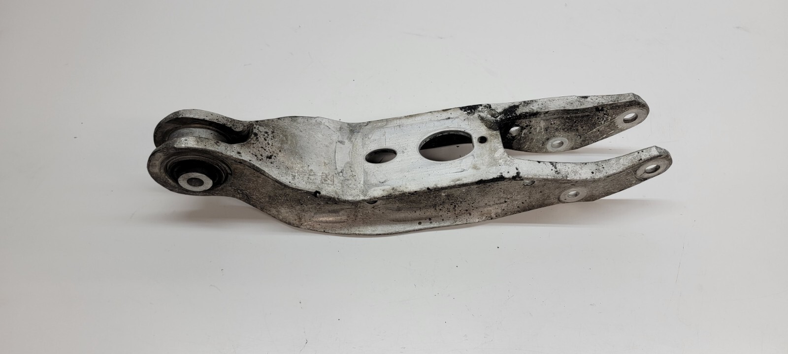 LAMBORGHINI URUS REWR LEFT RIGHT LOWER WISHBONE CONTROL ARM OEM 4M0505311J